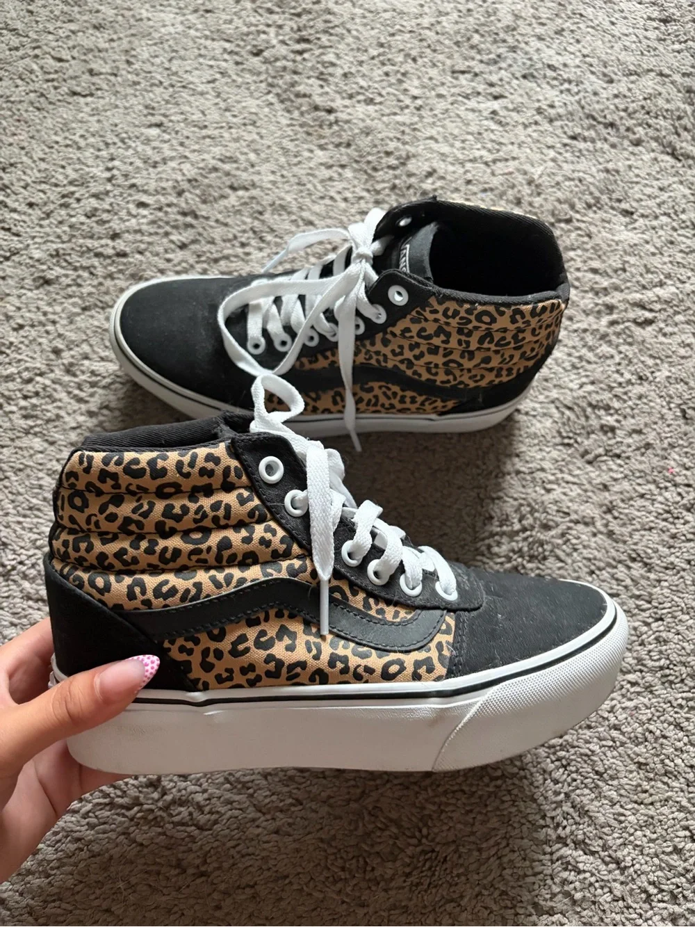 Vans Kids High-Top Sneakers in Black & Leopard Tan